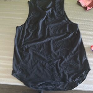 Lululemon workout tank